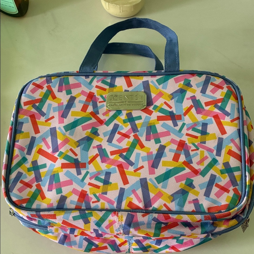 Scentsy Multicolor Confetti Travel Case with Blue Handles